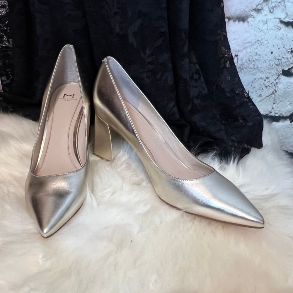 Marc Fisher Pale Gold Soft Leather Block Heels
9.5M New